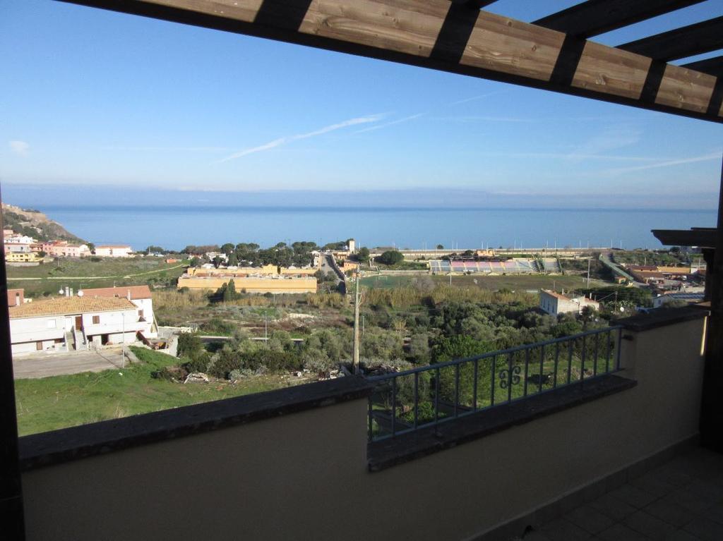 Residence L'Incanto Attici Castelsardo Bagian luar foto