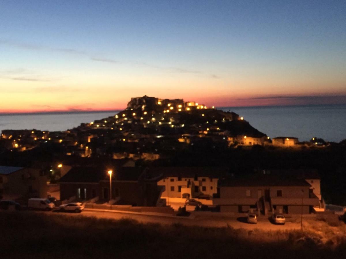 Residence L'Incanto Attici Castelsardo Bagian luar foto